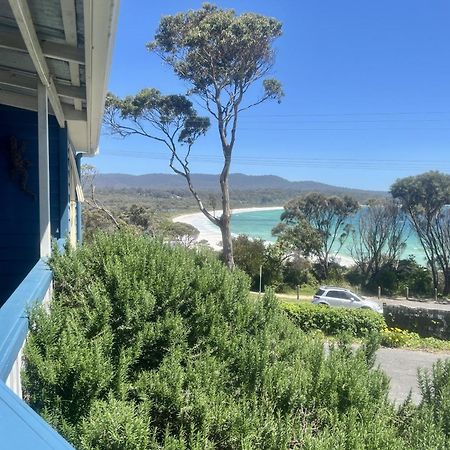 Binalong Beach Cottage Beachfront At Bay Of Fires Next To Restaurant Binalong Bay Eksteriør billede