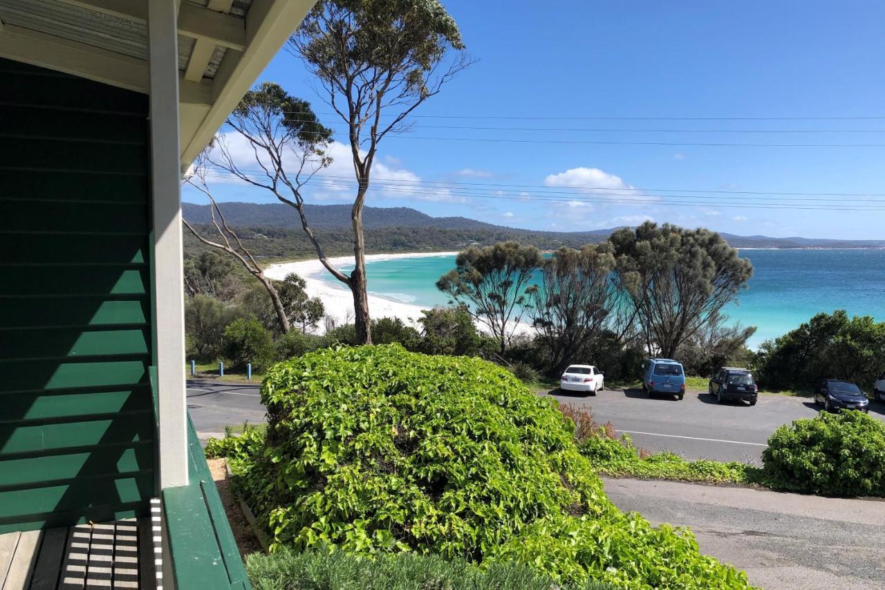 Binalong Beach Cottage Beachfront At Bay Of Fires Next To Restaurant Binalong Bay Eksteriør billede