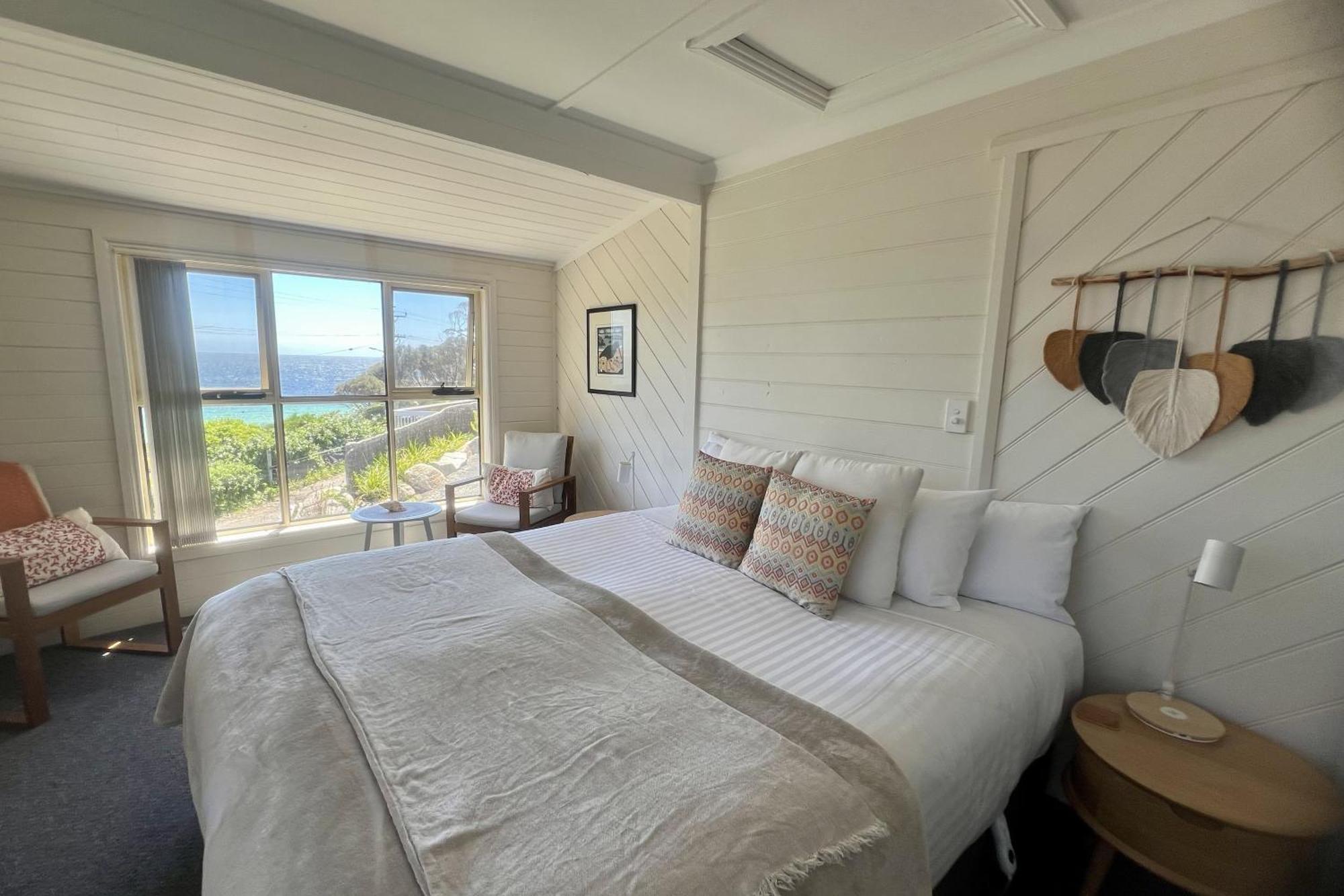 Binalong Beach Cottage Beachfront At Bay Of Fires Next To Restaurant Binalong Bay Eksteriør billede